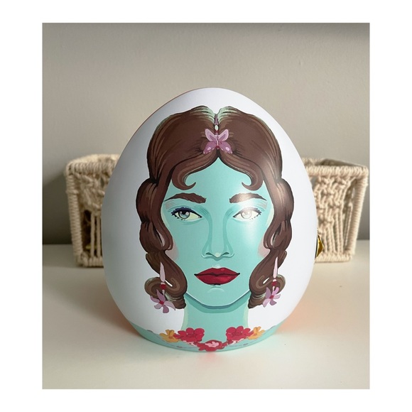 Drunk Elephant Storage Container - Picture 2 of 5